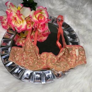 DKNY Peach & Coral Unlined Lace Bra 34B